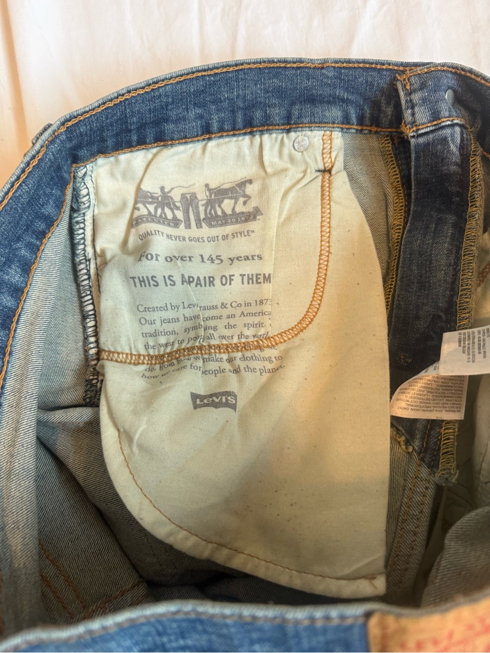 Levi's 512 Slim Straight Jeans in Medium Blue with Tan Patch Size 36 x 30 - Picture 7 of 11